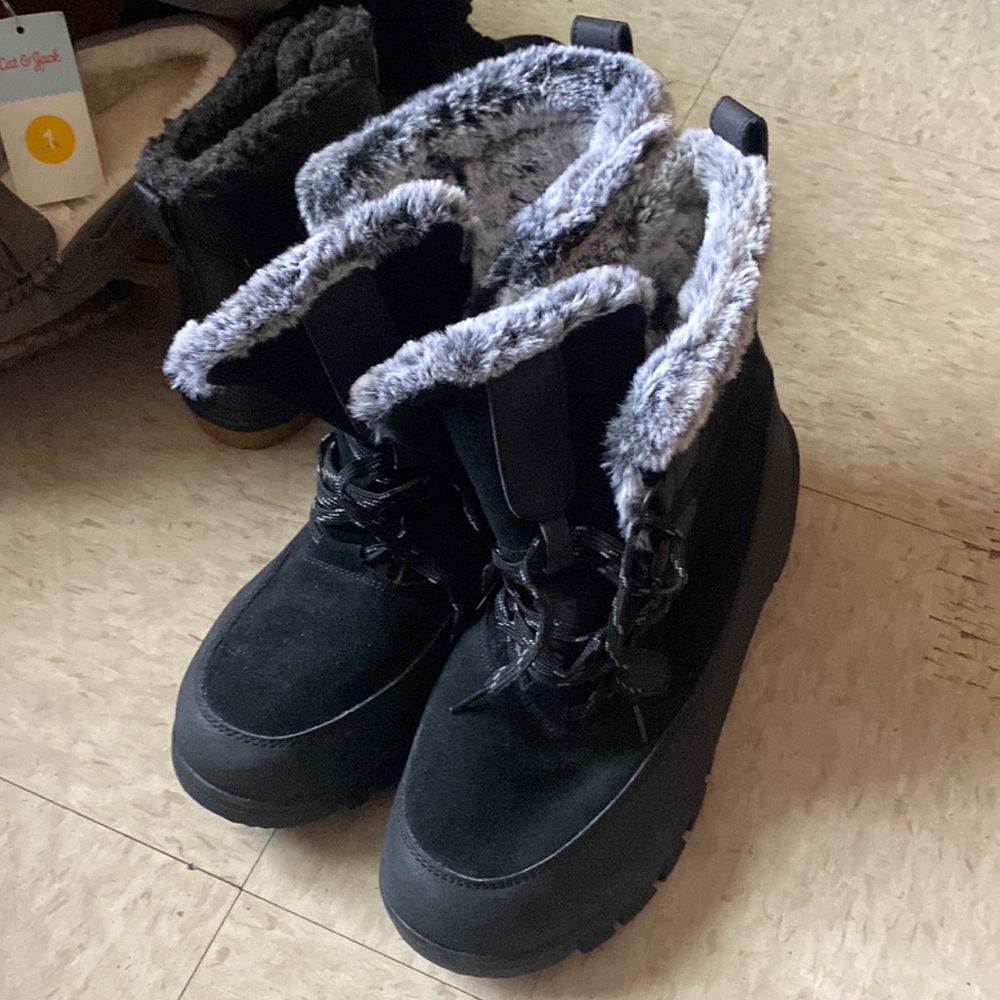 All in motion warmest boot ecomade insulated from a minimum 40% polyester